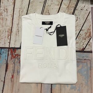 Fendi Men T-shirt Front Big Logo M
